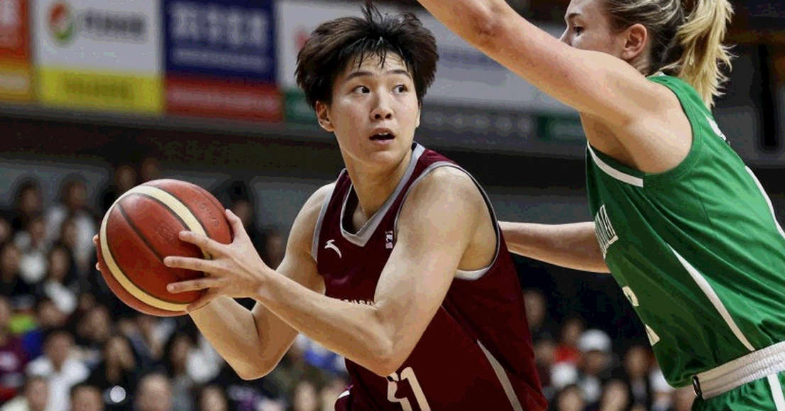 Hapoel Tel Aviv chiêu mộ Max Heidegger làm điểm gác bóng chính thức