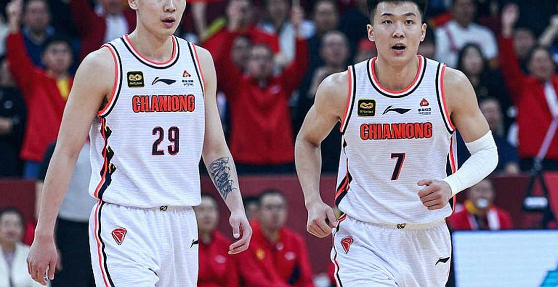 Giannis đến Miami và cuộc chơi chữ ký: Bản tin chuyển nhượng NBA giữa hè