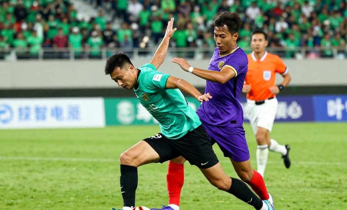 MU sút 84 lần ghi 7 bàn, Arsenal sút 54 lần ghi 8 bàn: Nghịch lý nằm ở đâu trong biên bản?